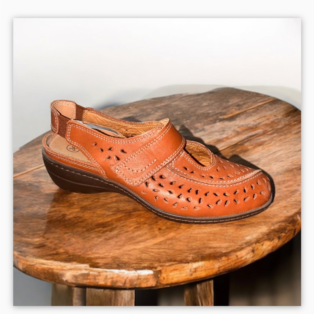 VolksWalkers Genuine Leather Cognac Brown Perorated Walking SandalShoe-Sz 7-NWOT